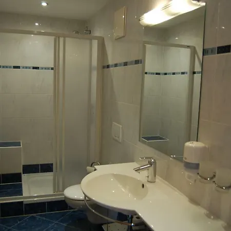 Gaestehaus St.michael * 圣麦考茵比