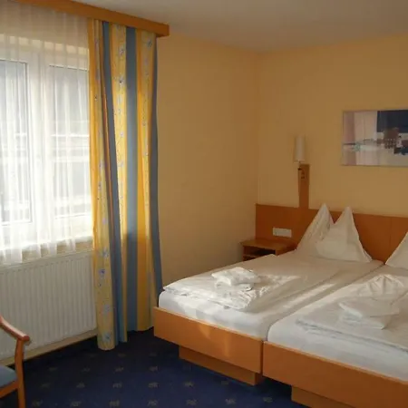 酒店 Gaestehaus St.michael 圣麦考茵比