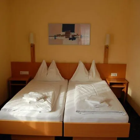 Gaestehaus St.michael 圣麦考茵比